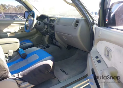 2001 Toyota Tacoma Prerunner V6 z USA, uszkodzony, nr VIN 5TEGN92N71Z742474